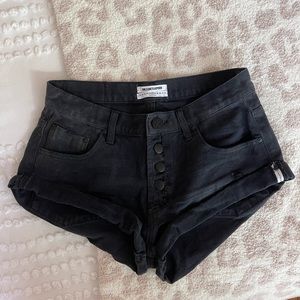 One x One Teaspoon Bandit Shorts in Black Oak